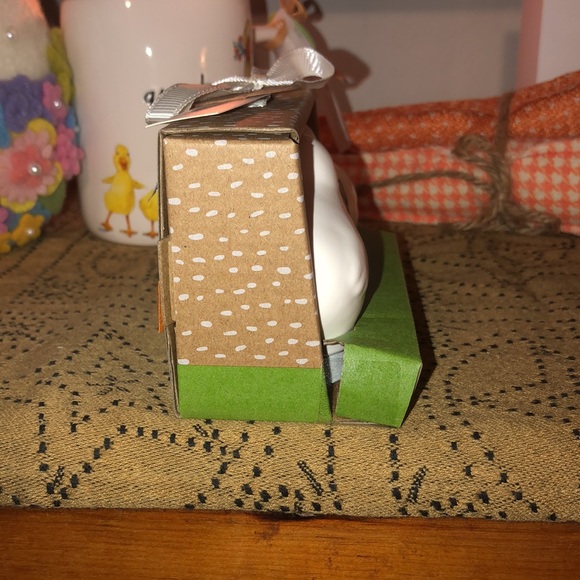 Rae Dunn S & P Peep/Bird Salt and Pepper Shaker Set - Picture 5 of 8